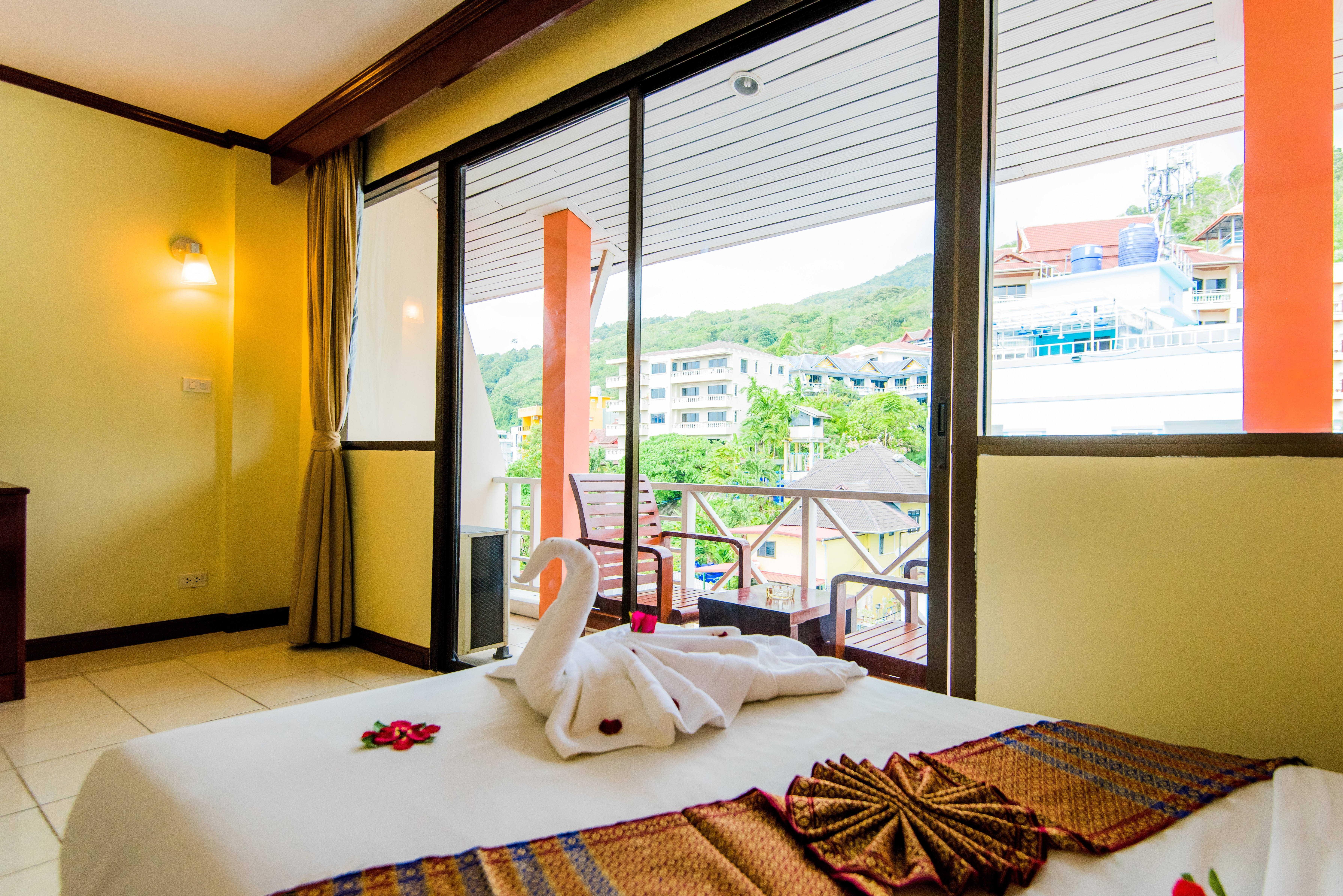 Bauman Ville Hotel Phuket Bagian luar foto