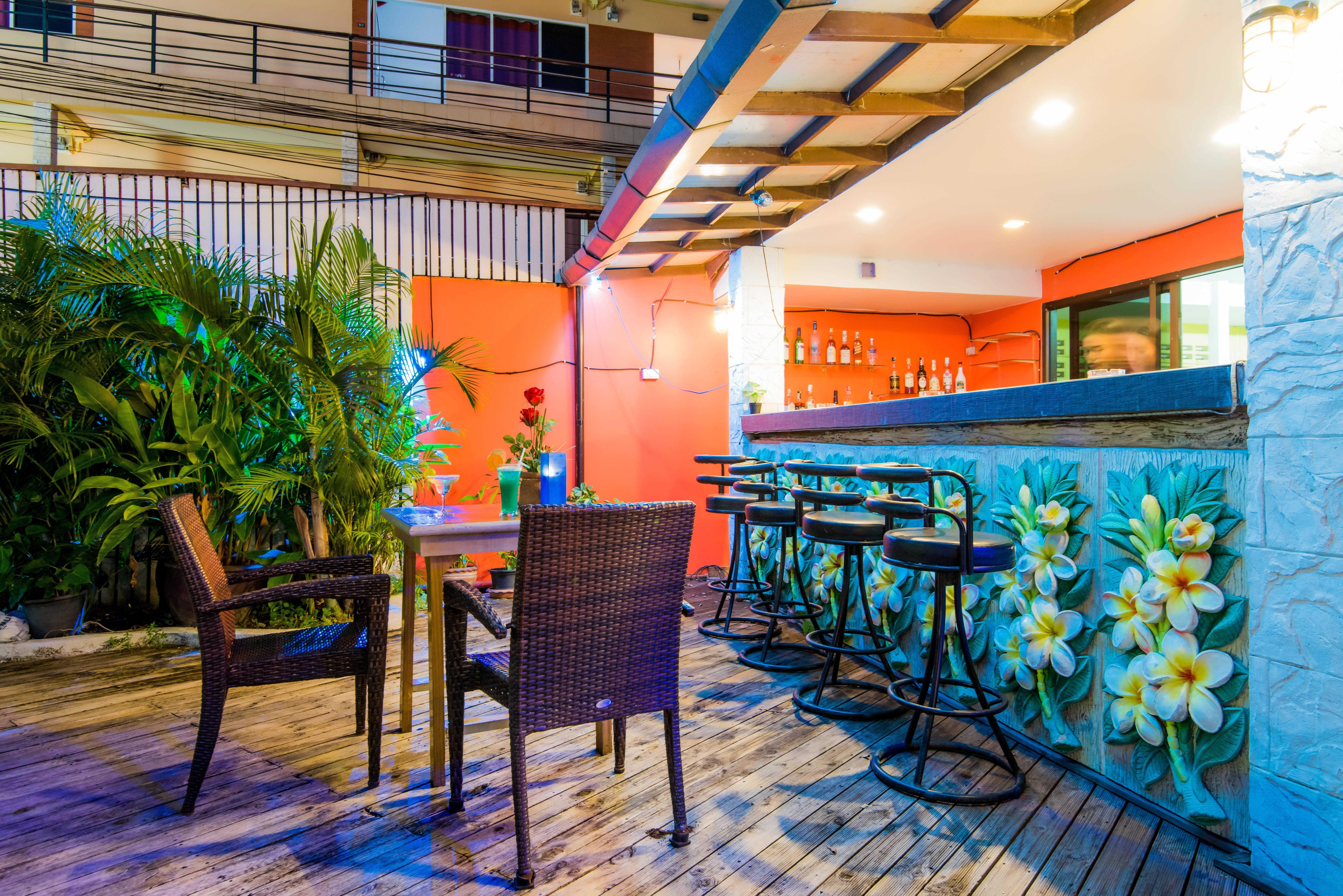 Bauman Ville Hotel Phuket Bagian luar foto