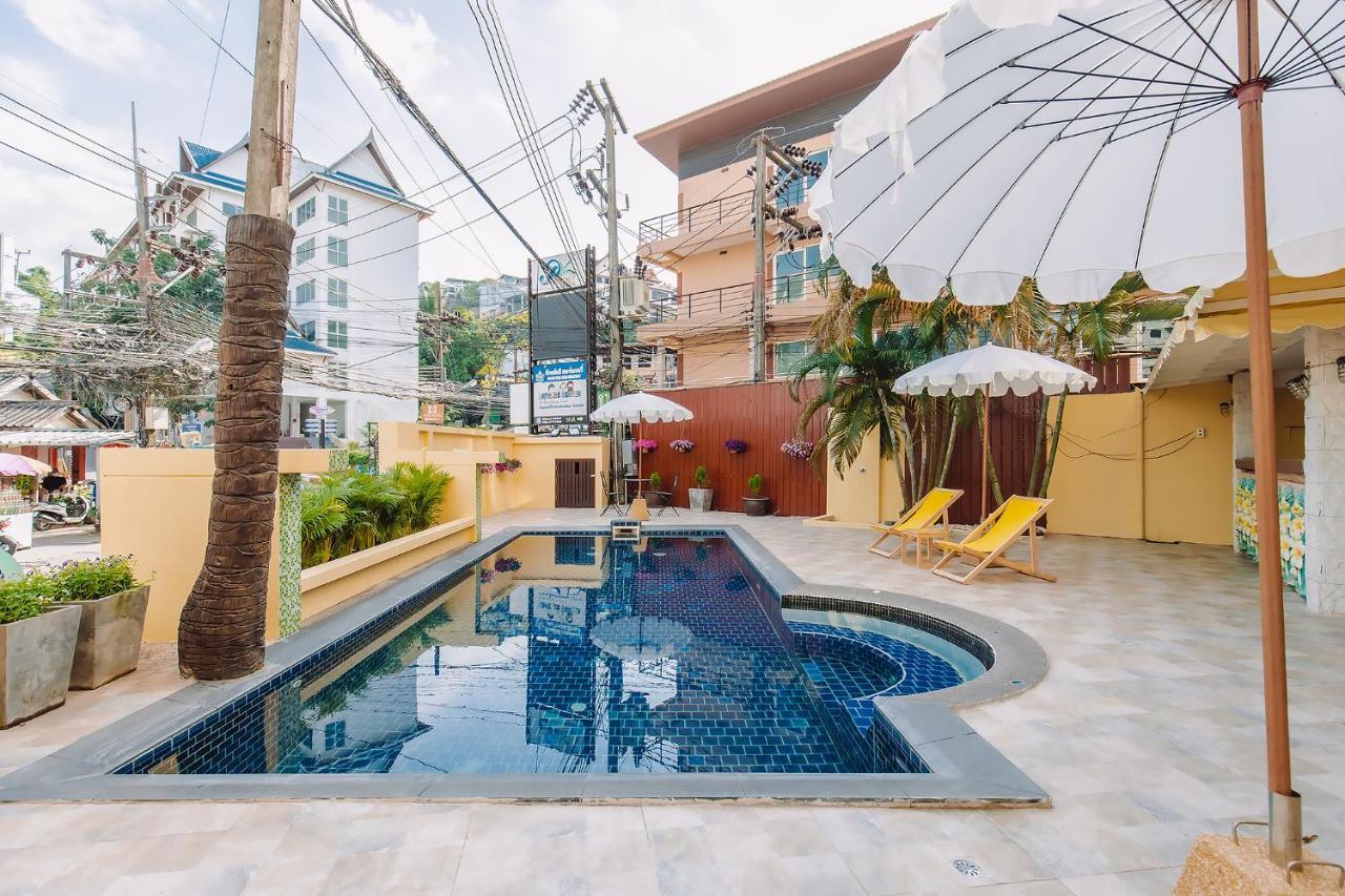 Bauman Ville Hotel Phuket Bagian luar foto
