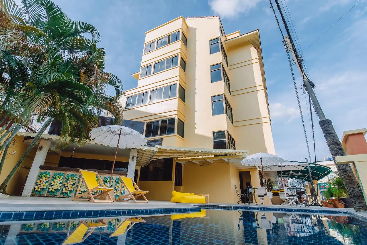 Bauman Ville Hotel Phuket Bagian luar foto