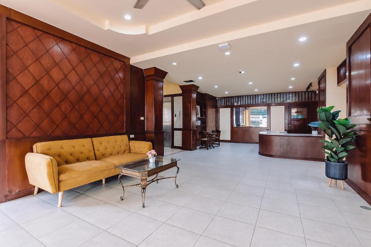 Bauman Ville Hotel Phuket Bagian luar foto